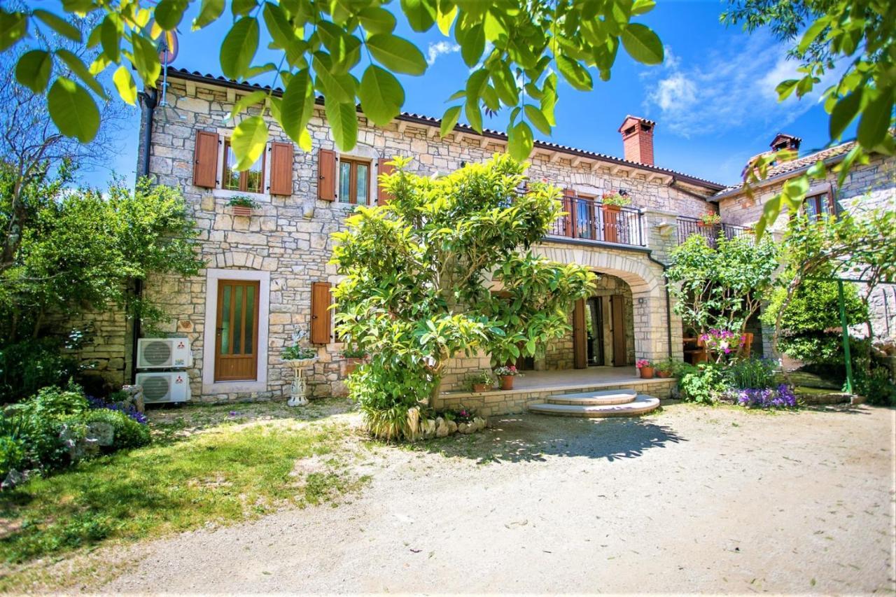Holiday Home Mendula Tinjan 外观 照片