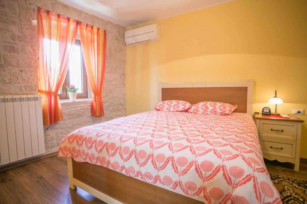 Holiday Home Mendula Tinjan 外观 照片
